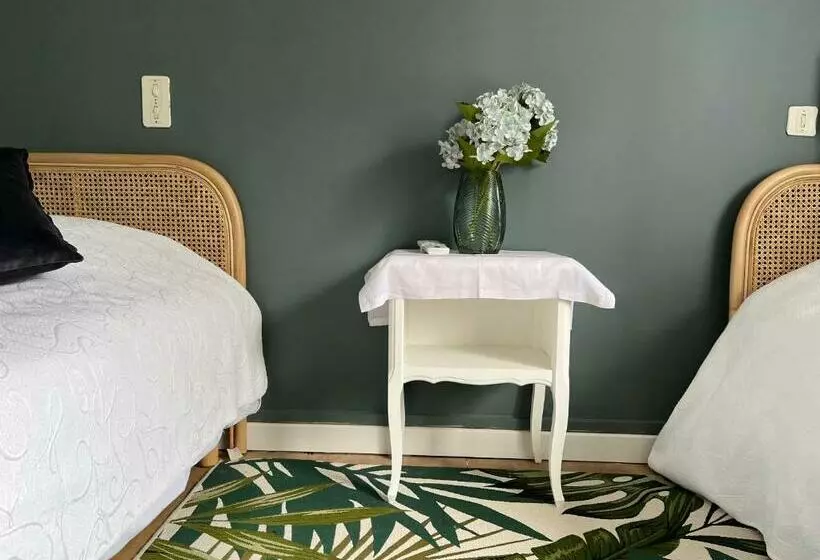 ホテル Le Saintetienne