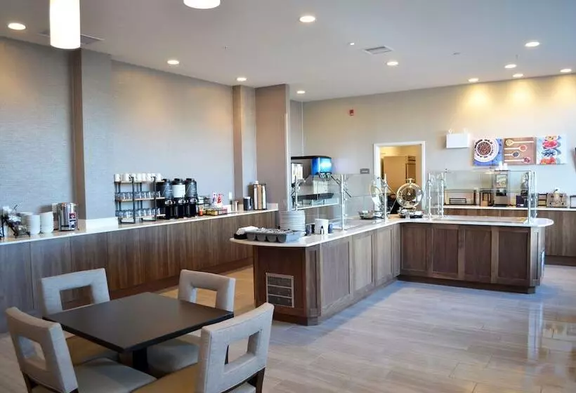 Hotelli Staybridge Suites   Red Deer North, An Ihg