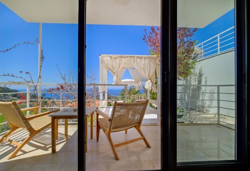 Highclere Hotel And Spa