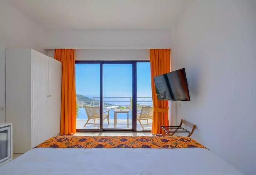 Highclere Hotel And Spa