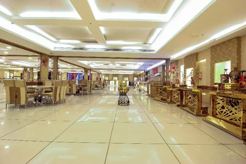 ホテル Capital O 22576 Sanskriti