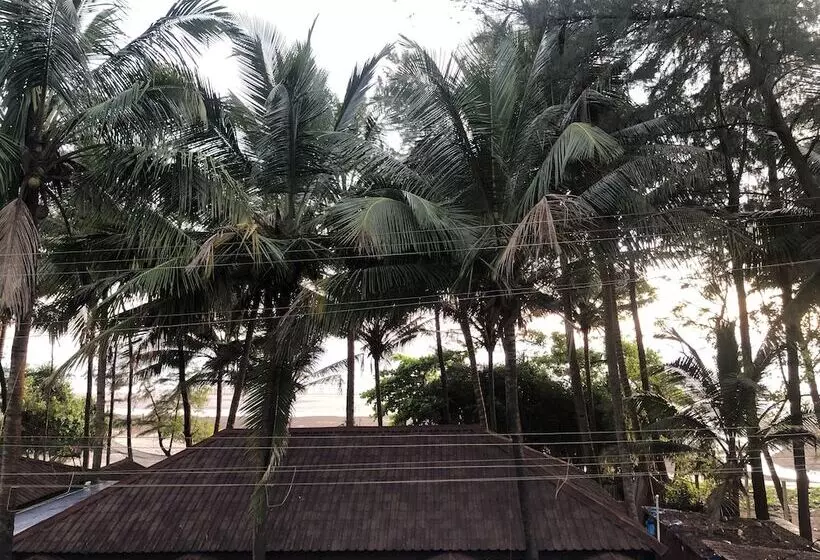 Hotelli Inn Morjim A Boutique Beach