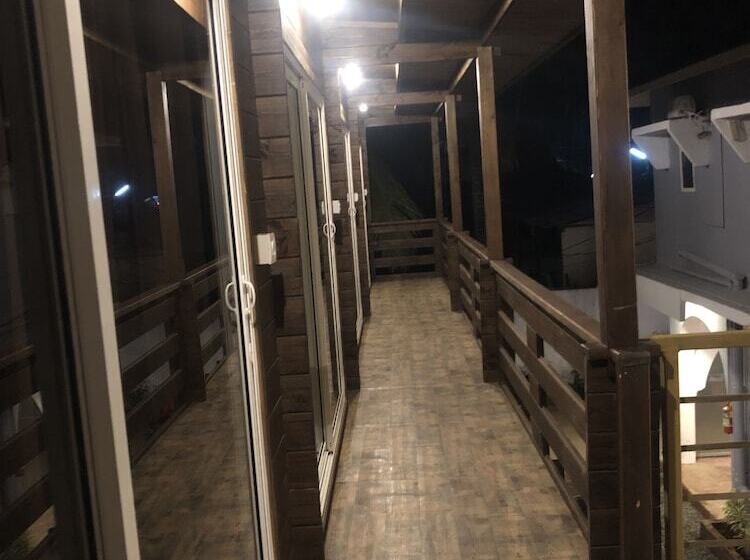 호텔 Inn Morjim A Boutique Beach