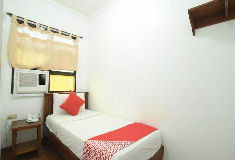 Szálloda Reddoorz Plus At Balai Sofia Bed & Breakfast Batangas