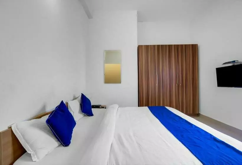 ホテル Silverkey Executive Stays 26472 Pallikaranai
