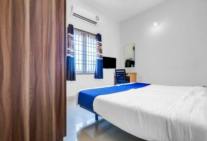 בית מלון כפרי Silverkey Executive Stays 26472 Pallikaranai