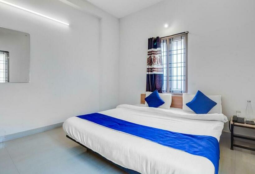 בית מלון כפרי Silverkey Executive Stays 26472 Pallikaranai