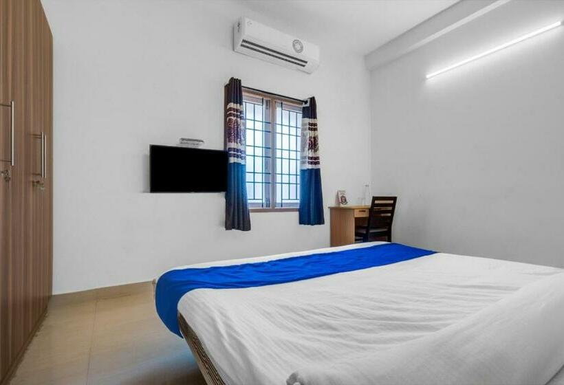 בית מלון כפרי Silverkey Executive Stays 26472 Pallikaranai