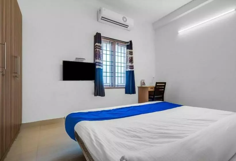 ホテル Silverkey Executive Stays 26472 Pallikaranai