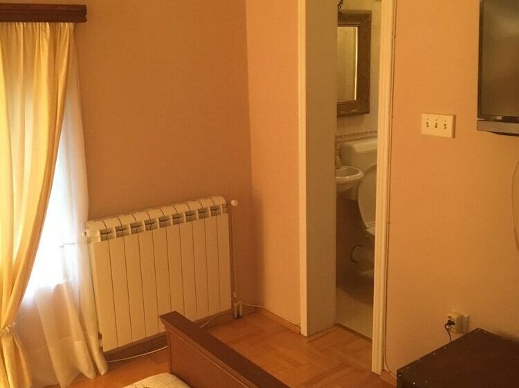 پانسیون Kairos Rooms