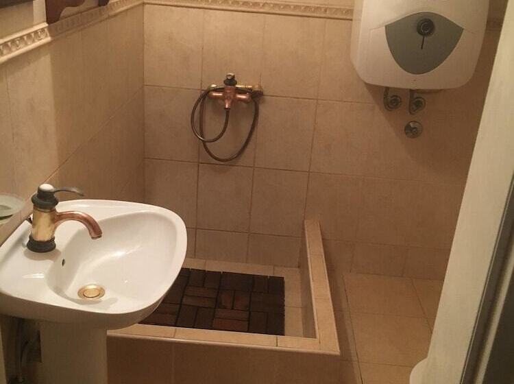 پانسیون Kairos Rooms