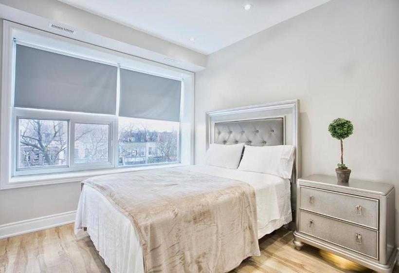 Szálló Toronto Rooms And Suites