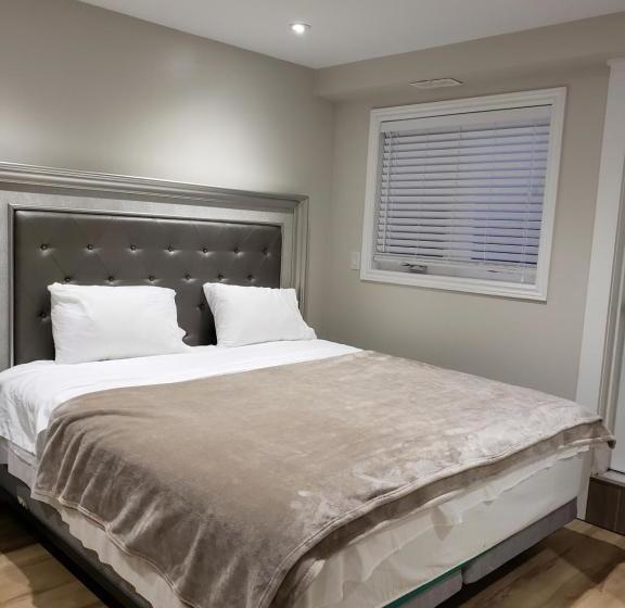 Szálló Toronto Rooms And Suites