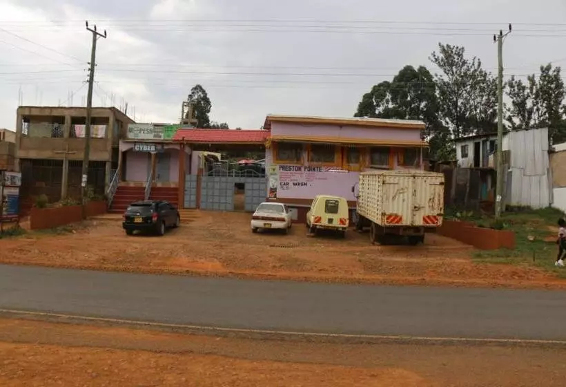 هتل Preston Pointe Resort