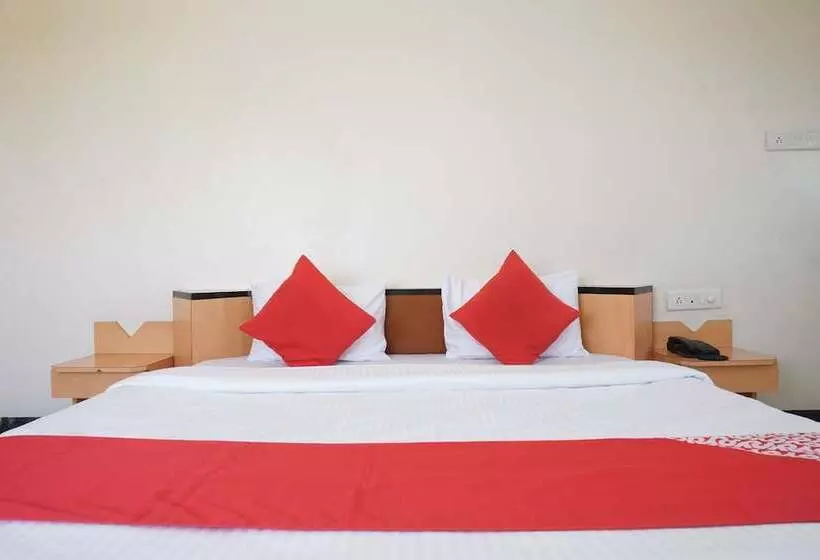 Oyo 24487 Hotel Raj Regency