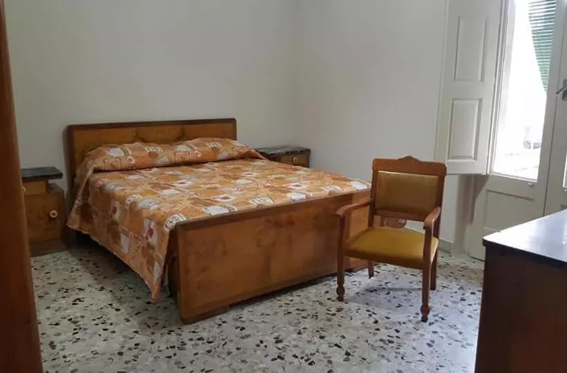 ペンション Affittacamere Santamaria
