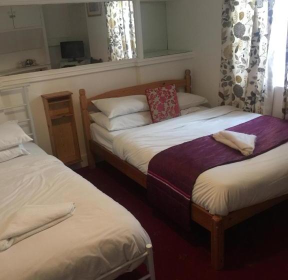 פנסיון Sandpiper Guest House