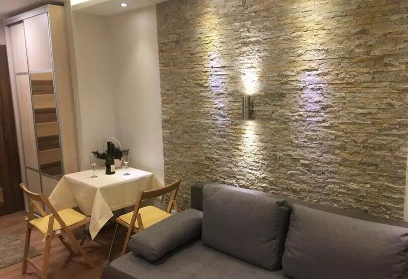 پانسیون Yelayeti Apartments