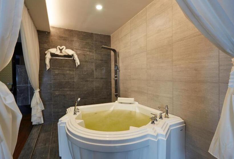 בית מלון כפרי Dream Luxury