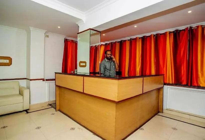 هتل Oyo 18544 Amm Residency