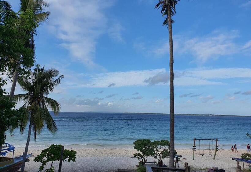 Hotel Scuba Republic Beach Bungalows