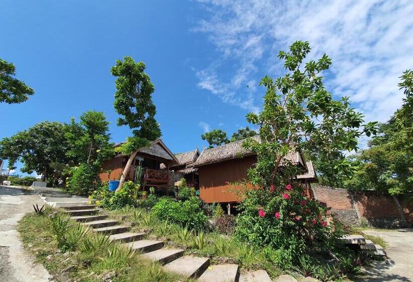 Hotel Scuba Republic Beach Bungalows