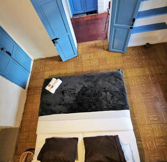 Pension Hostel Once Once