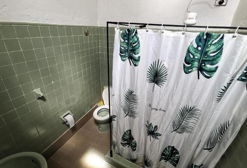 Pension Hostel Once Once