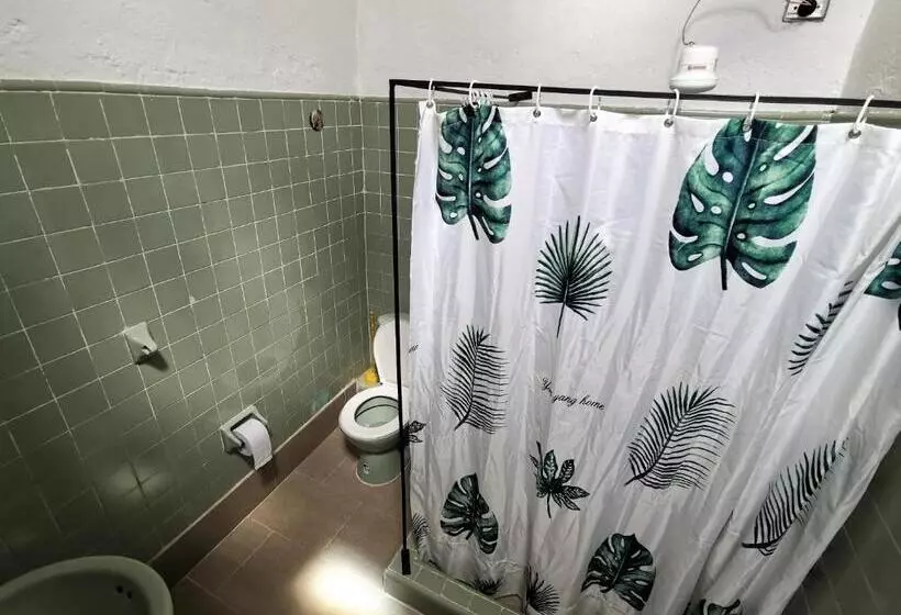Majatalo Hostel Once Once