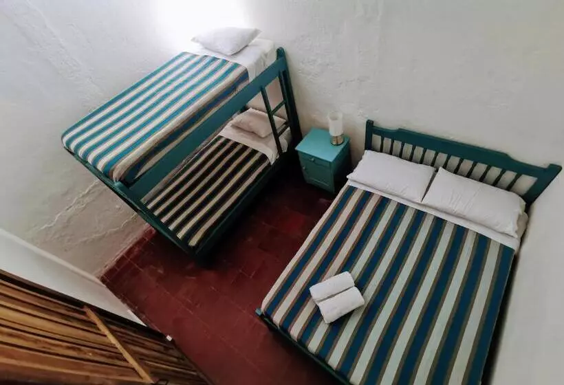 Majatalo Hostel Once Once