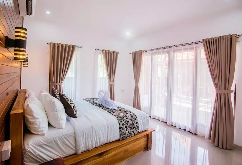 ペンション Villa Cempaka Lembongan