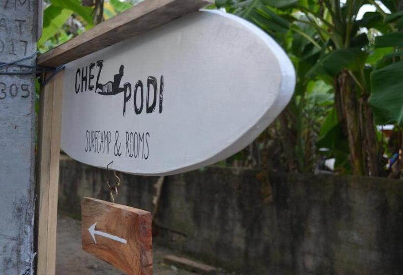 Herberge Chez Podi Surf Stay