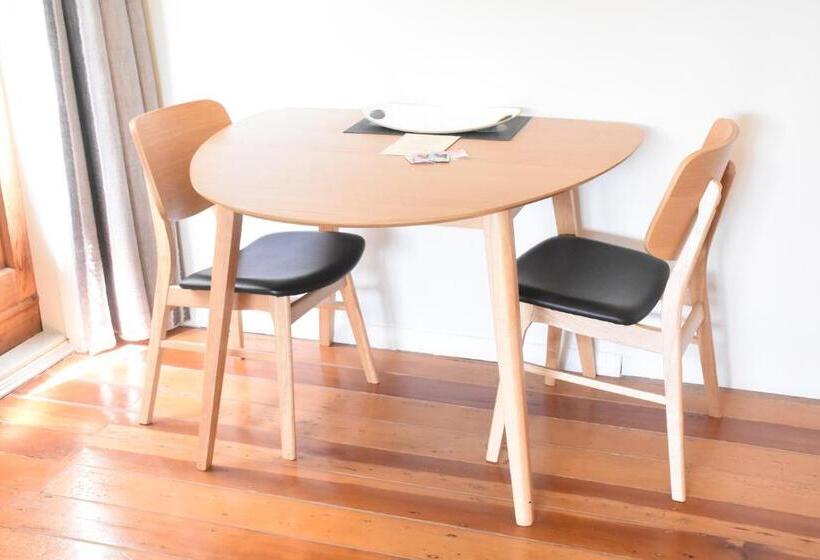 مبيت وإفطار Shy Cottage And Studio