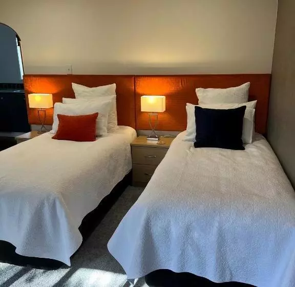 Aamiaismajoitus (B&B) Shy Cottage And Studio