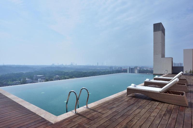 בית מלון כפרי Four Points By Sheraton Kochi Infopark