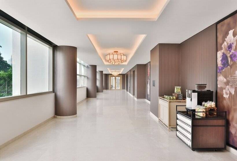 בית מלון כפרי Four Points By Sheraton Kochi Infopark