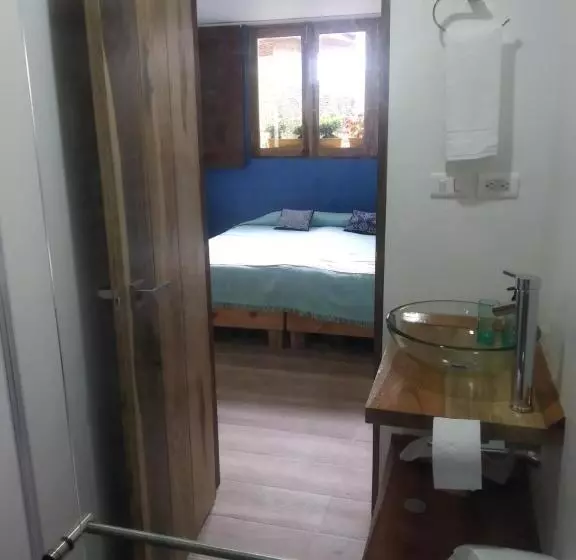 هتل La Caracola