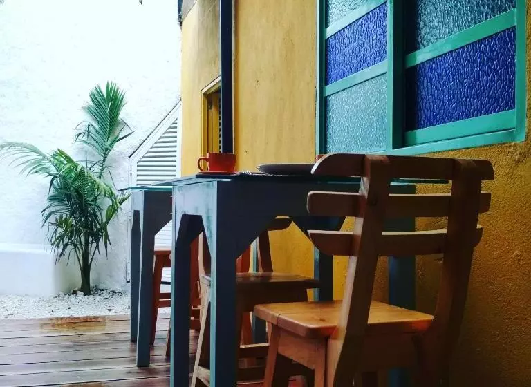 هتل La Caracola