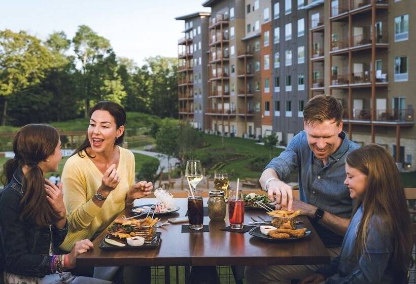 בית מלון כפרי The Kartrite Resort & Indoor Waterpark