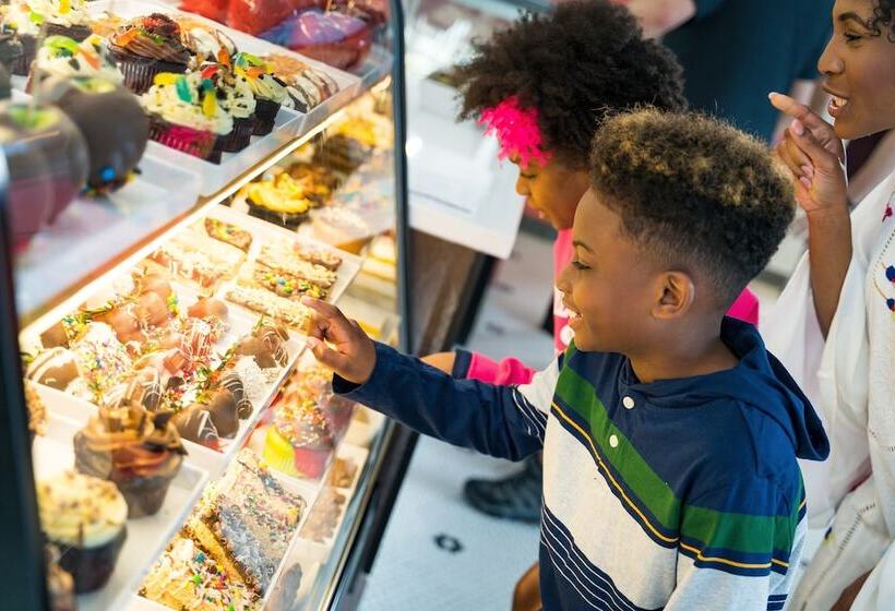 בית מלון כפרי The Kartrite Resort & Indoor Waterpark