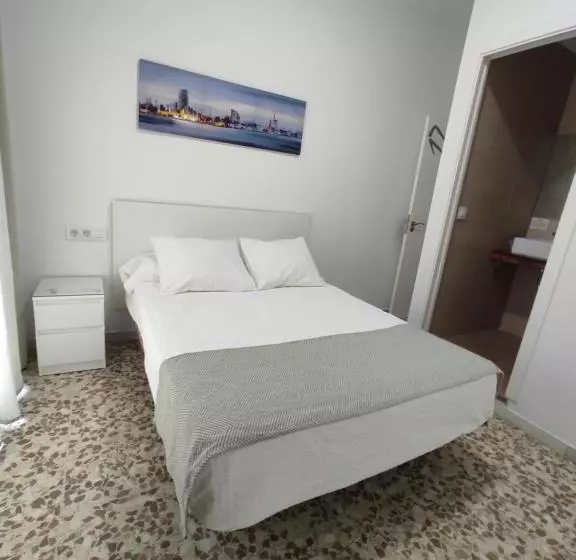 ペンション Hostal Mellizo