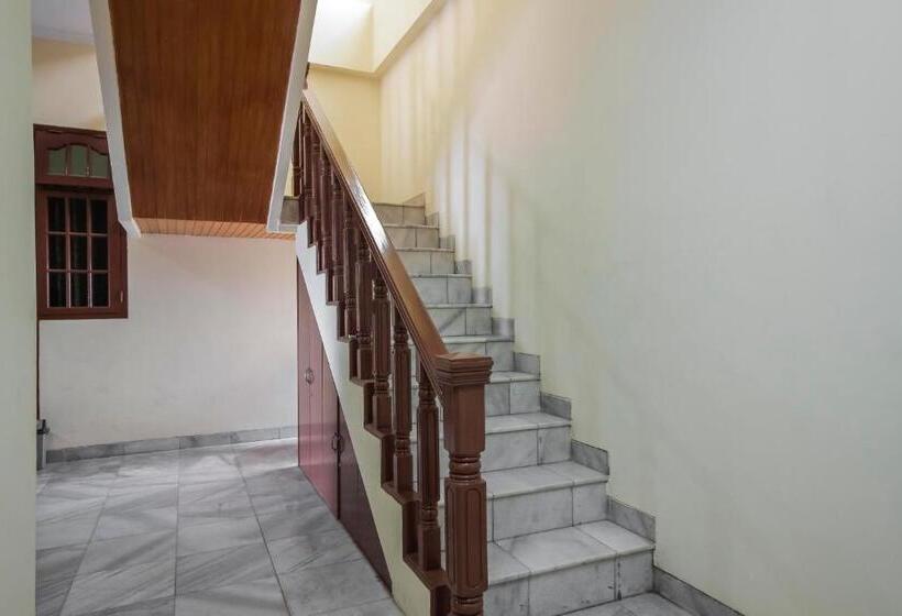 بنسيون Reddoorz @ Meruya 2