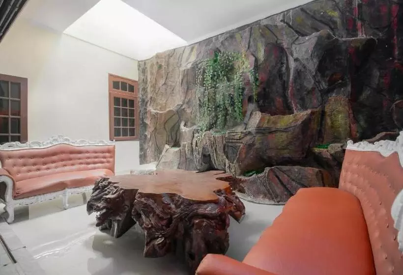 Majatalo Reddoorz @ Meruya 2