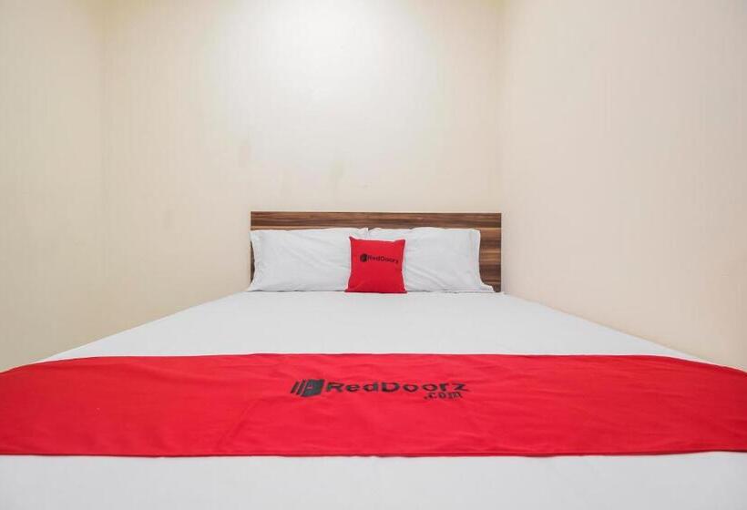 بنسيون Reddoorz @ Meruya 2