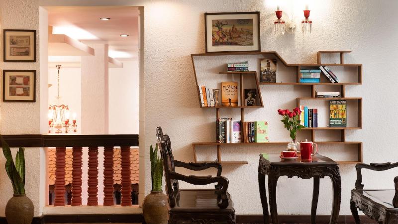 هتل Mane Colonial Classic