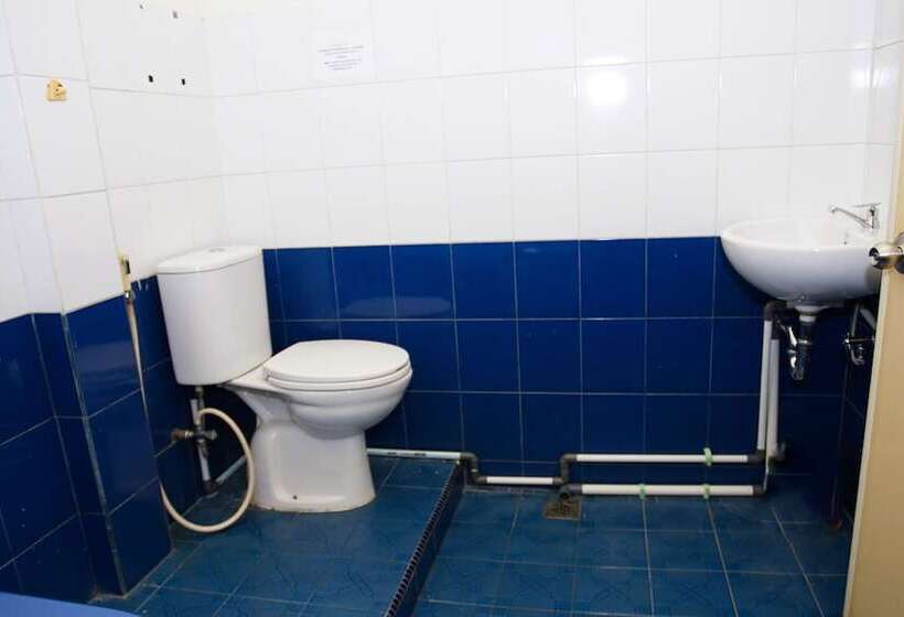 Отель Oyo 236 Penginapan Rumah Hijau