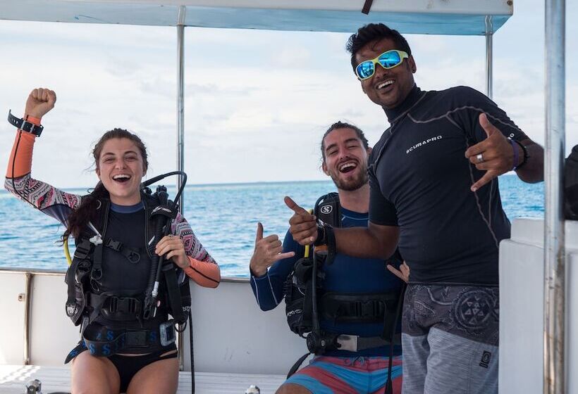 Pension Calyx Grand Fuvahmulah