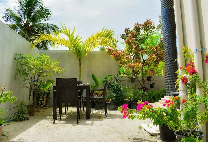 ペンション Calyx Grand Fuvahmulah