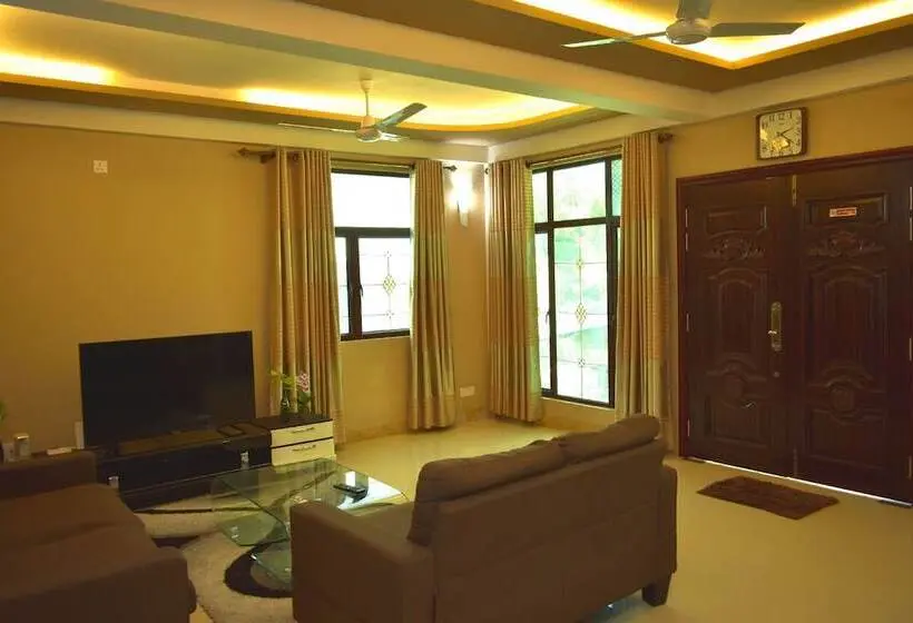 ペンション Calyx Grand Fuvahmulah