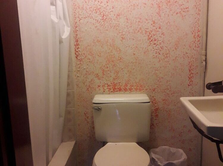 پانسیون Las Vibras Hostel